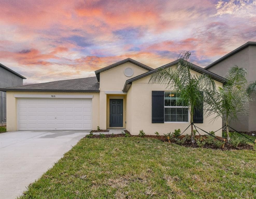 9828 BRANCHING SHIP TRACE WESLEY CHAPEL, FL 33545