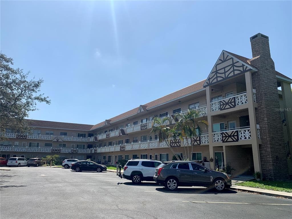 2311 BRISBANE STREET UNIT 65 CLEARWATER, FL 33763
