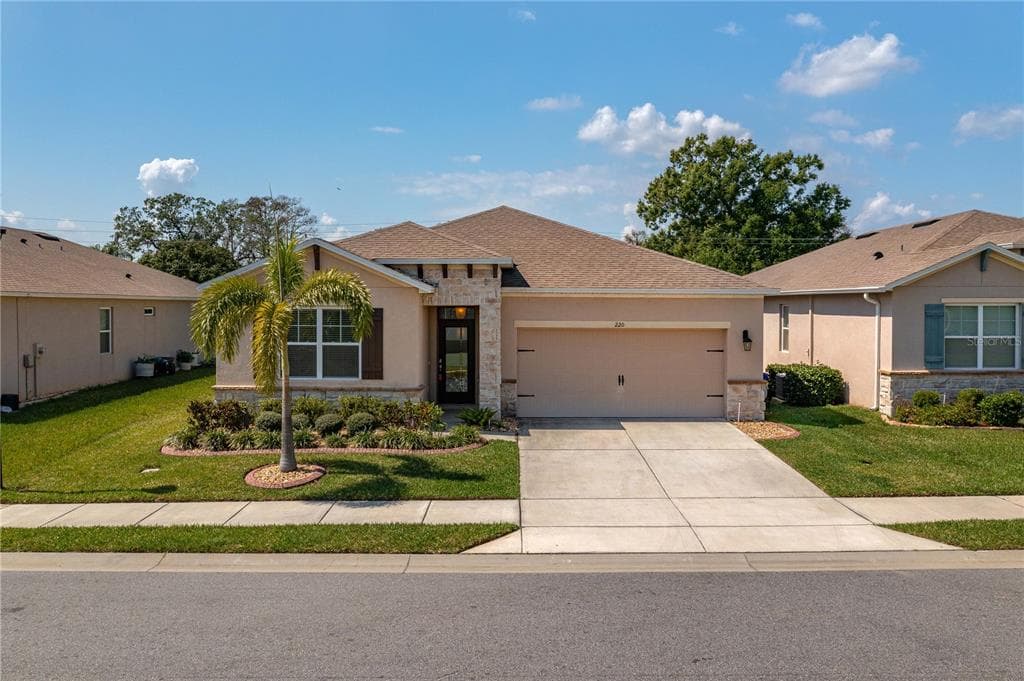 220 WATERSIDE CIRCLE WINTER HAVEN, FL 33880