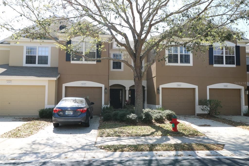 4942 POND RIDGE DRIVE RIVERVIEW, FL 33578