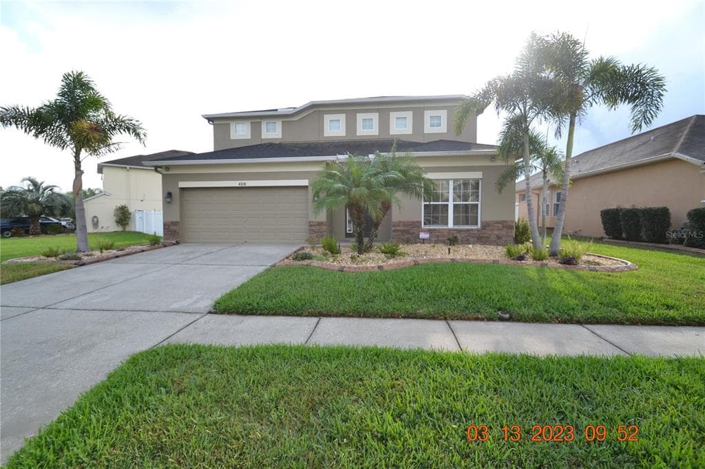 4328 HAWKSLEY PLACE WESLEY CHAPEL, FL 33545