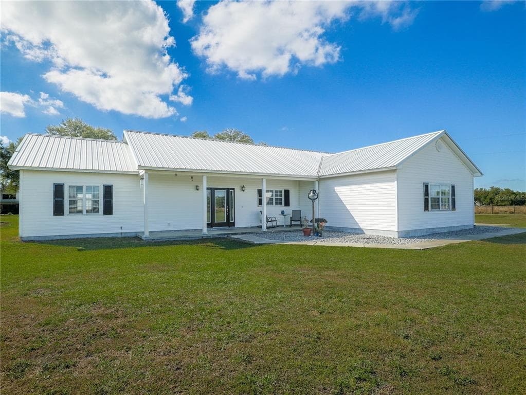 6105 HASTINGS COVE LANE PLANT CITY, FL 33565