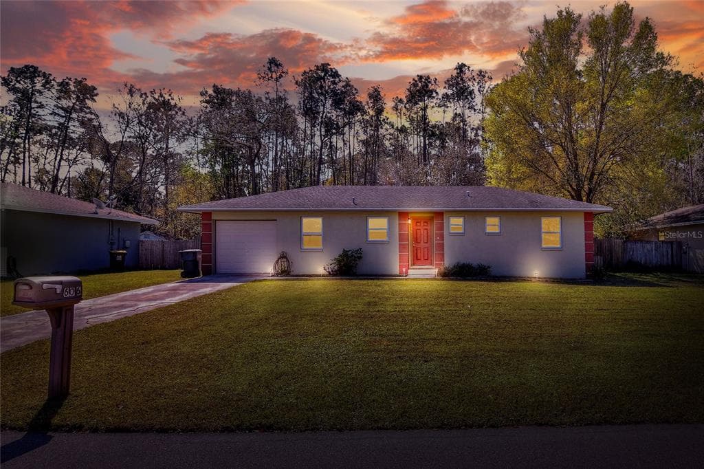 606 FOX LAKE DRIVE LAKELAND, FL 33809