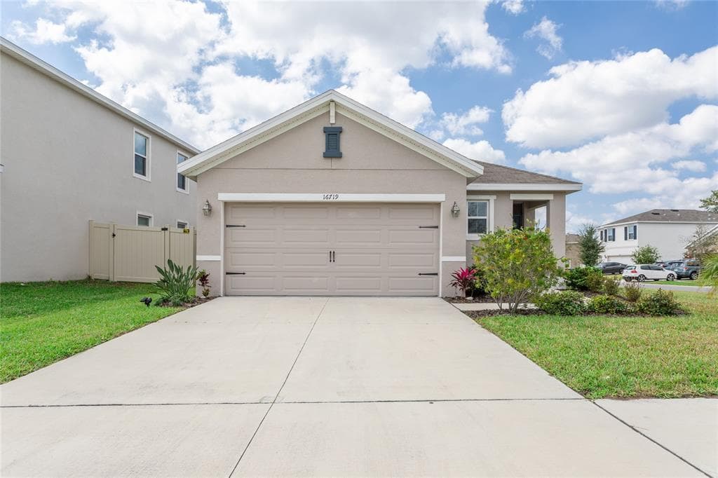 16719 TRITE BEND STREET WIMAUMA, FL 33598
