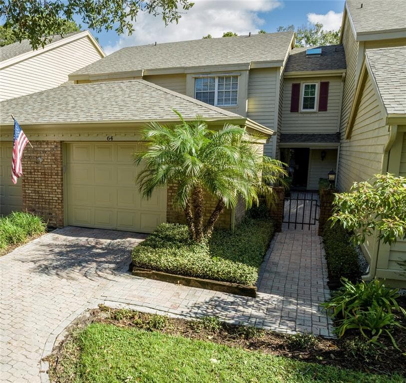 64 PELICAN PLACE BELLEAIR, FL 33756