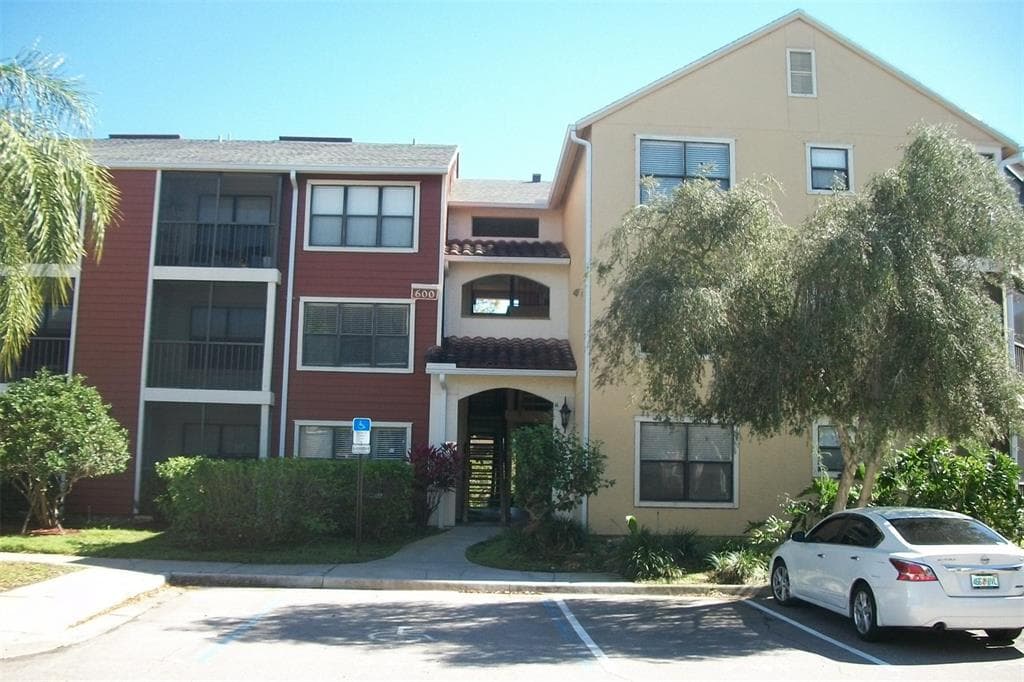 11901 4TH STREET N UNIT 6305 ST PETERSBURG, FL 33716