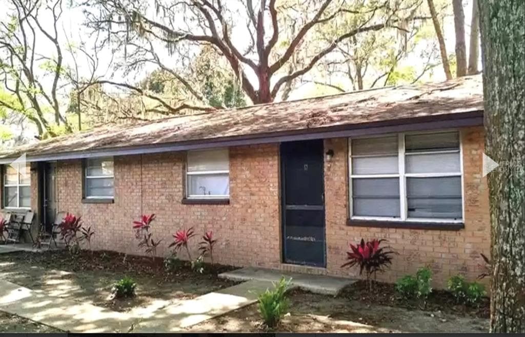 9401 GOLDENROD ROAD UNIT H THONOTOSASSA, FL 33592