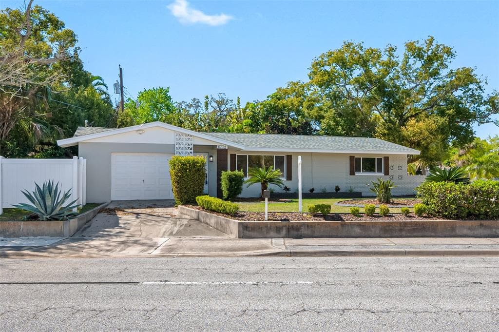 6772 113TH STREET SEMINOLE, FL 33772