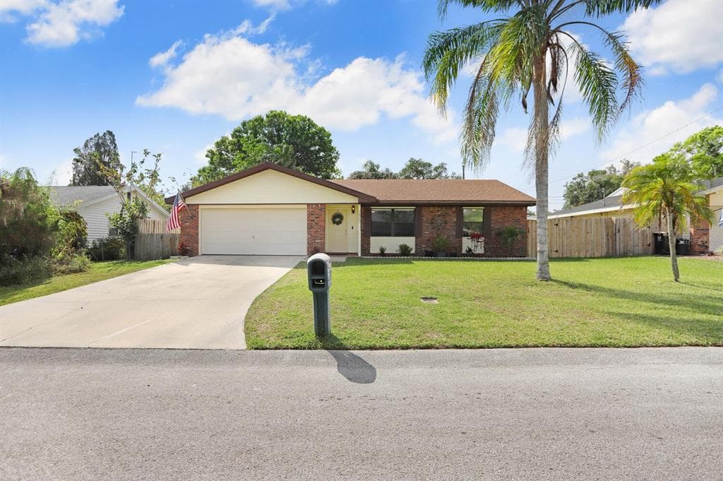 2807 GARY LANE LAKELAND, FL 33812