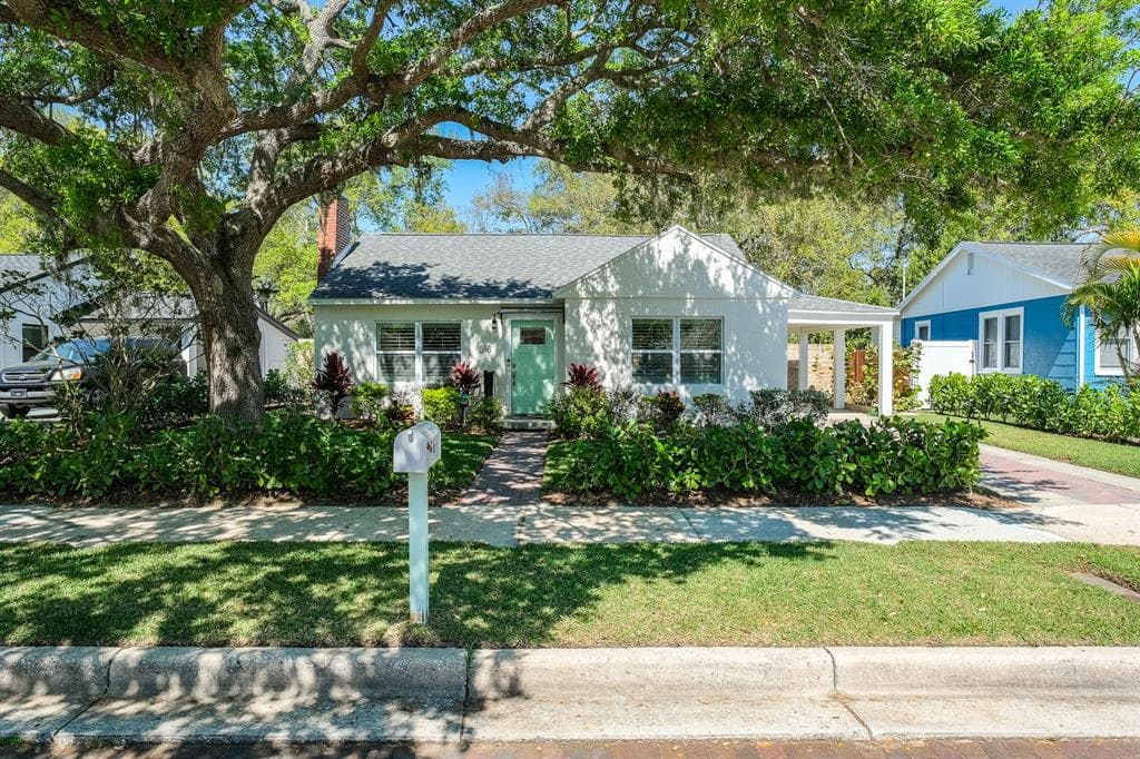 518 ROANOKE STREET DUNEDIN, FL 34698