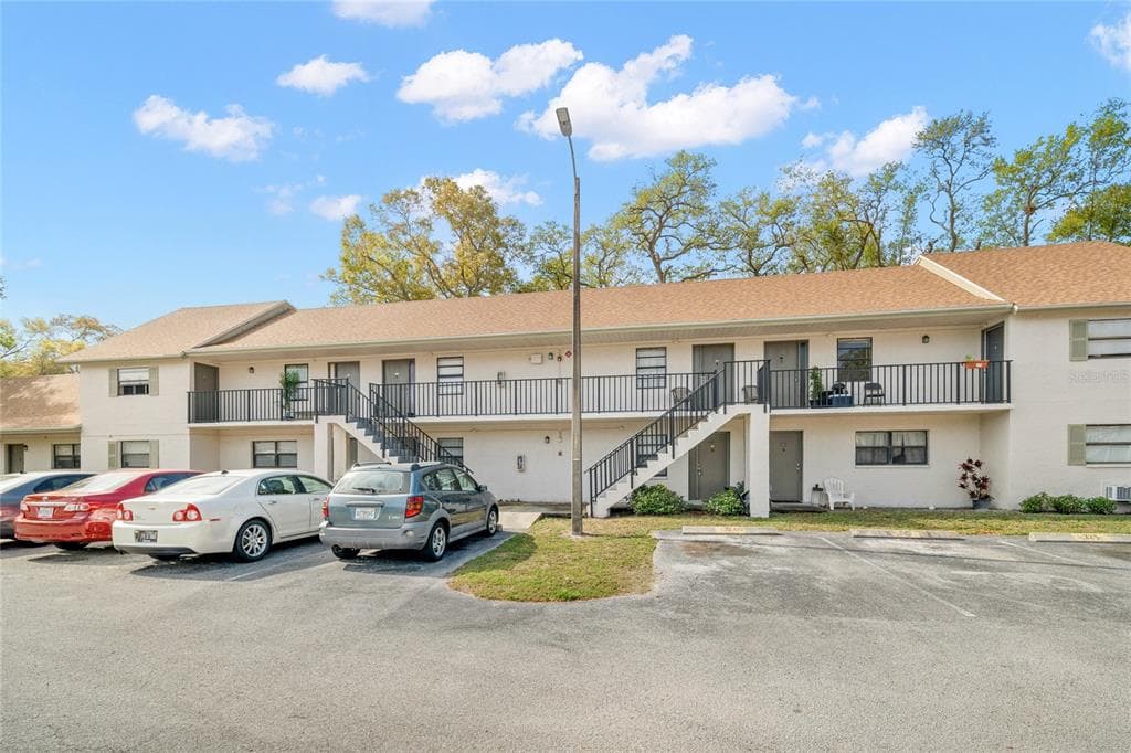 2142 BRADFORD STREET UNIT 322 CLEARWATER, FL 33760