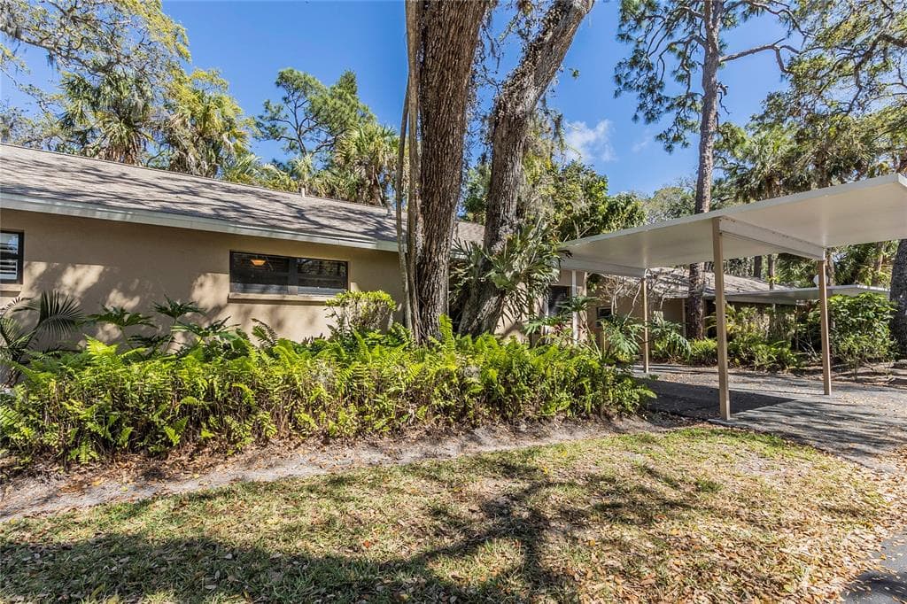 4958 VILLAGE GARDENS DRIVE UNIT 144 SARASOTA, FL 34234