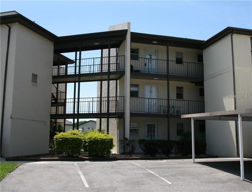 5245 AMULET DRIVE UNIT 306 NEW PORT RICHEY, FL 34652