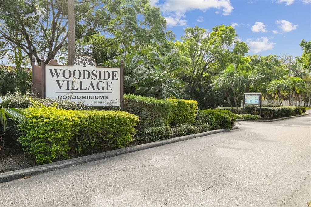 4215 E BAY DRIVE UNIT 1704A CLEARWATER, FL 33764