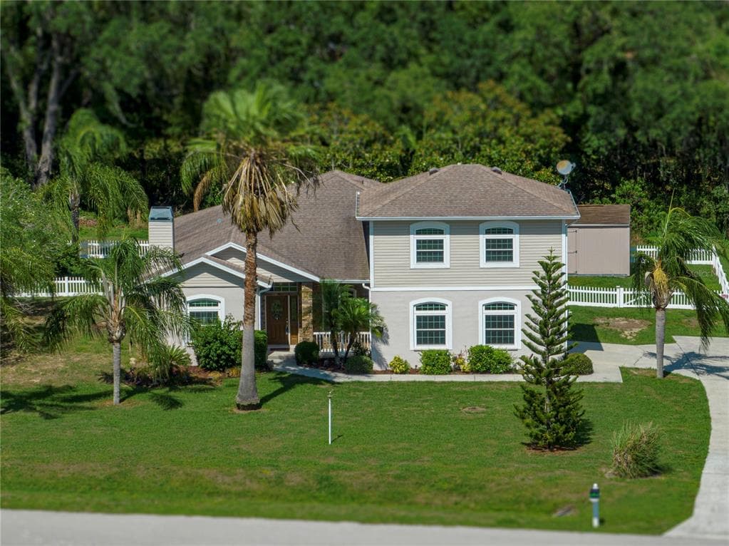 3704 ALAFIA CREEK STREET PLANT CITY, FL 33567