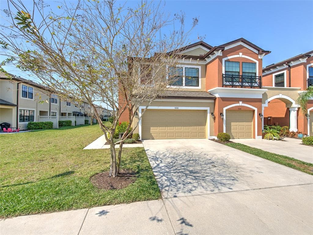 9243 FOX SPARROW ROAD TAMPA, FL 33626