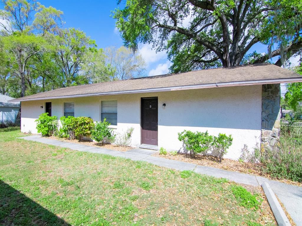 6405 S ADELIA AVENUE TAMPA, FL 33616