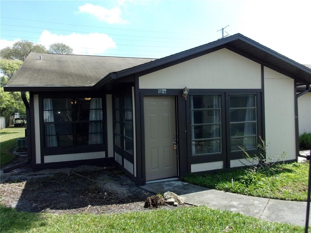 4602 BLOSSOM BOULEVARD UNIT 4602 ZEPHYRHILLS, FL 33542