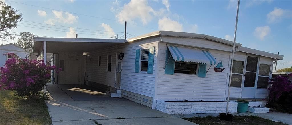 1929 KEPNER DRIVE HOLIDAY, FL 34691