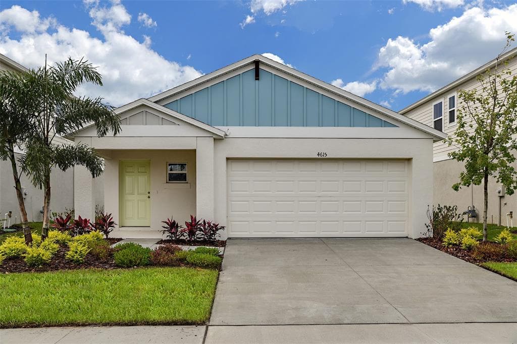 7583 PEACE LILY AVENUE WESLEY CHAPEL, FL 33545