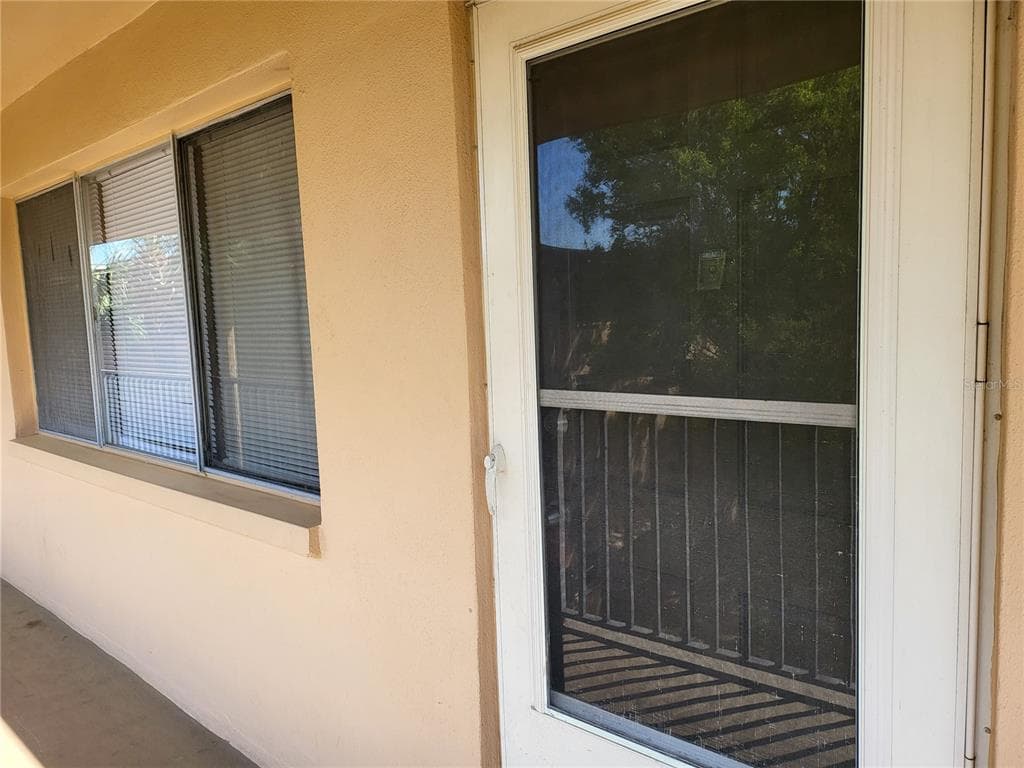 2525 W BAY DRIVE UNIT A42 BELLEAIR BLUFFS, FL 33770