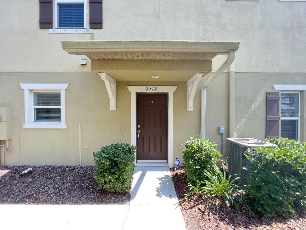 9319 AMERICAN HICKORY LANE RIVERVIEW, FL 33578