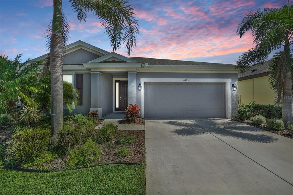 6323 HEIRLOOM PLACE APOLLO BEACH, FL 33572
