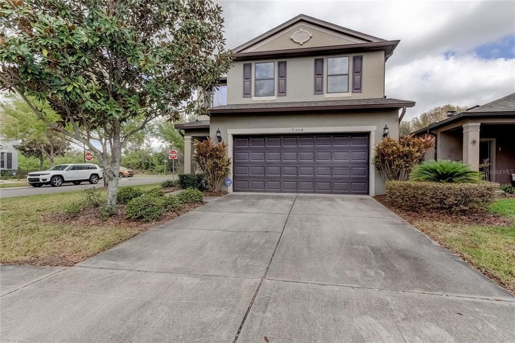 9304 SAPPHIREBERRY LANE RIVERVIEW, FL 33578