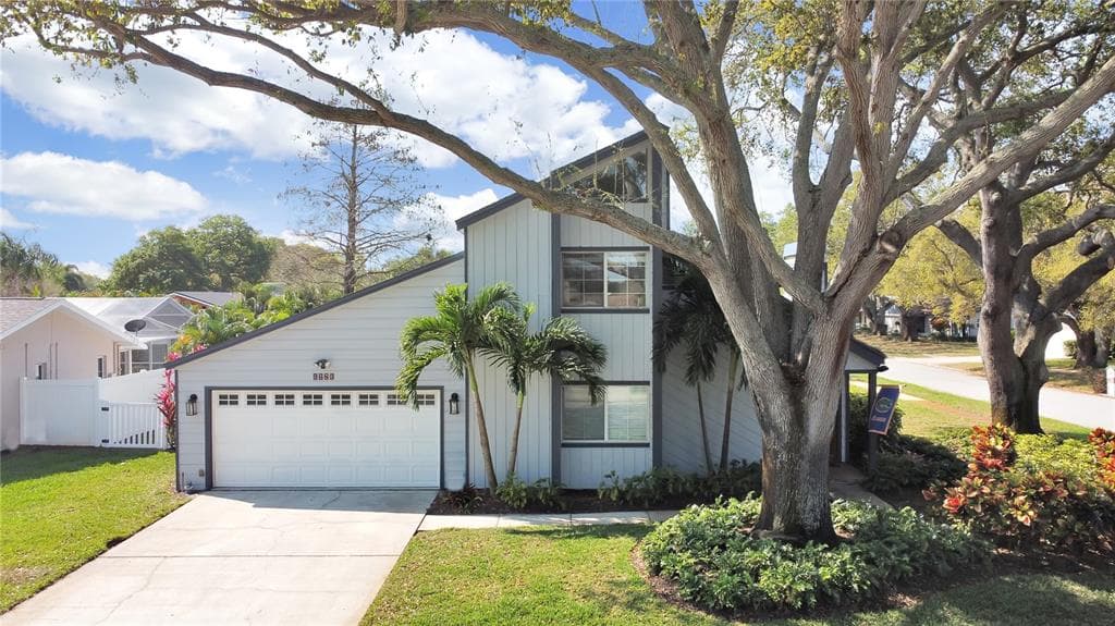 9680 105TH TERRACE LARGO, FL 33773