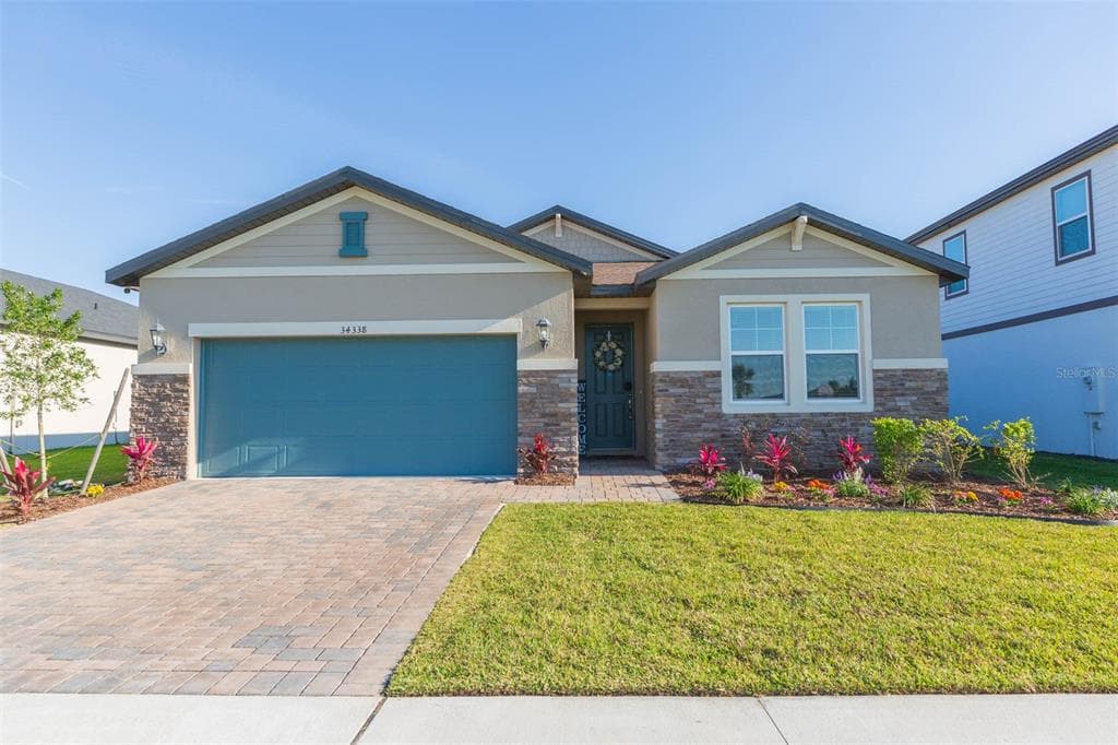 34338 WYNTHORNE PLACE WESLEY CHAPEL, FL 33545