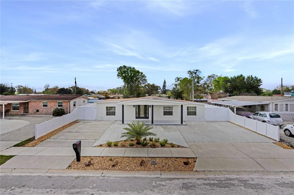 4514 W KNOLLWOOD STREET TAMPA, FL 33614