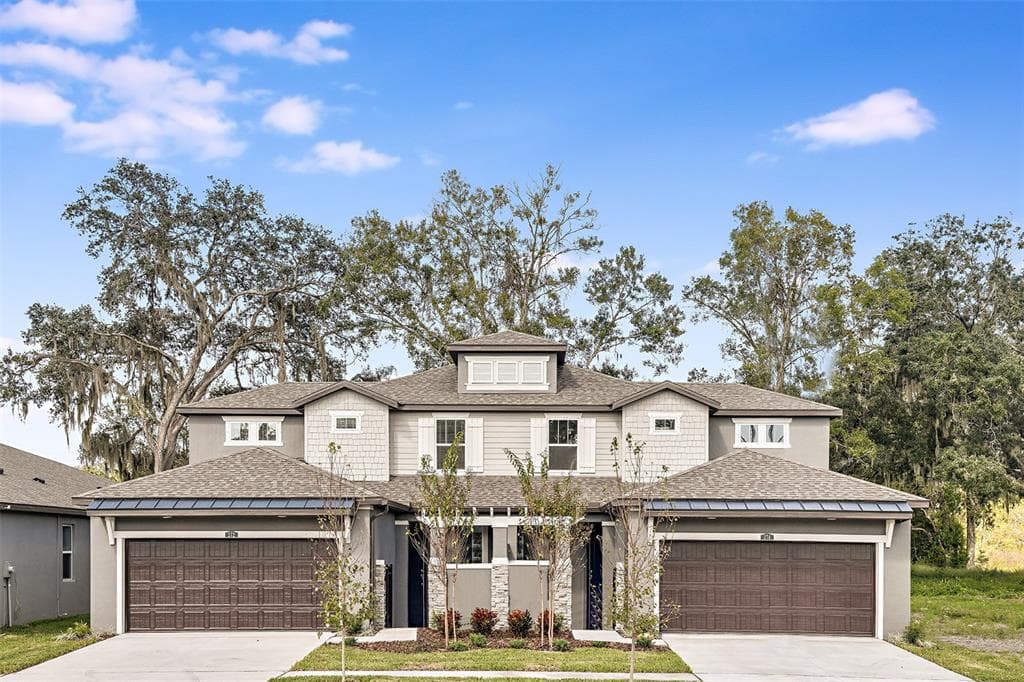 328 VILLA CORTE DRIVE LUTZ, FL 33549