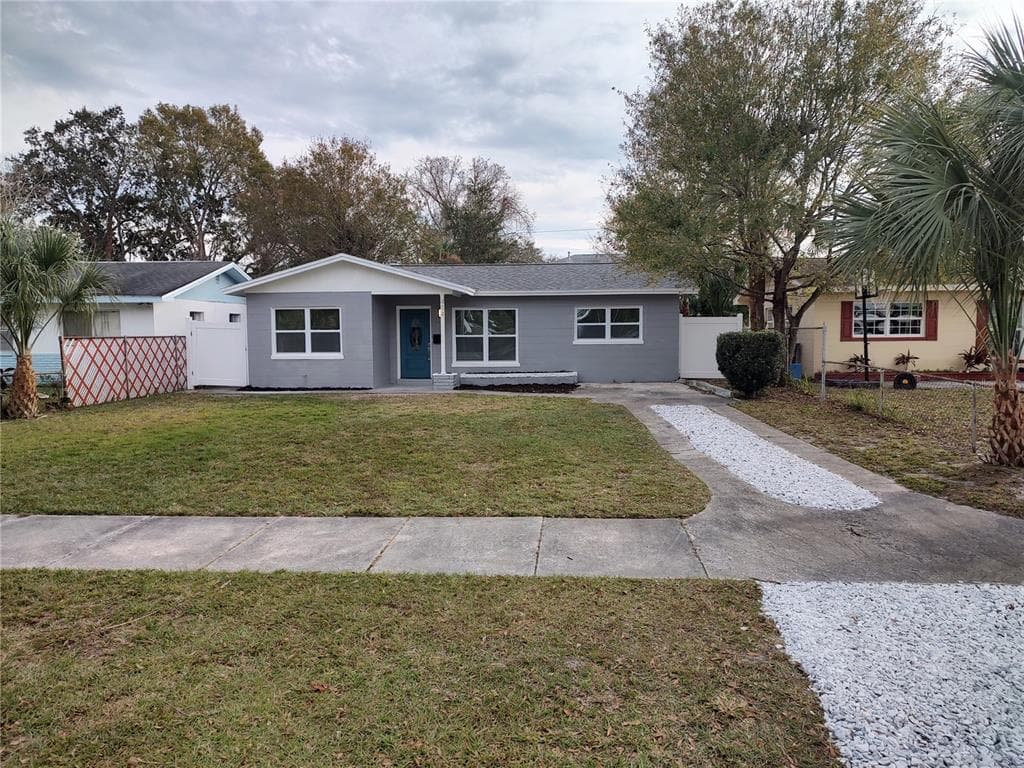 494 86TH AVENUE N ST PETERSBURG, FL 33702
