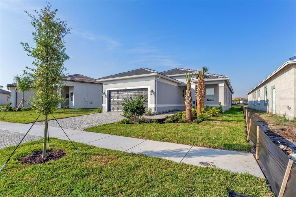 4915 SEVILLA SHORES DRIVE WIMAUMA, FL 33598