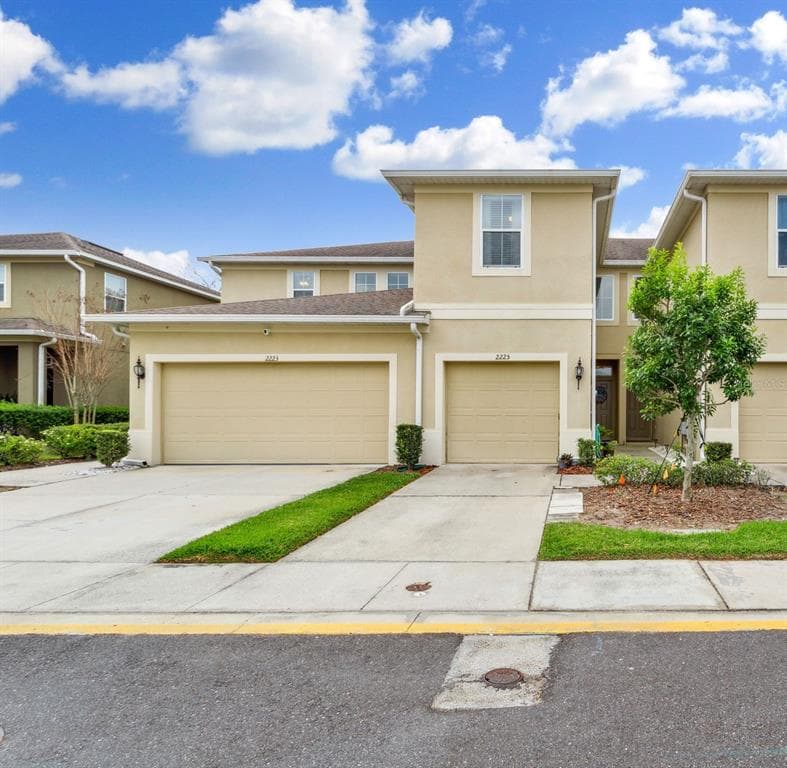 2225 BROADWAY VIEW AVENUE BRANDON, FL 33510