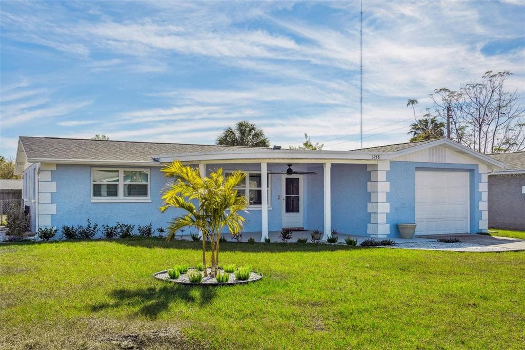 3248 SEFFNER DRIVE HOLIDAY, FL 34691