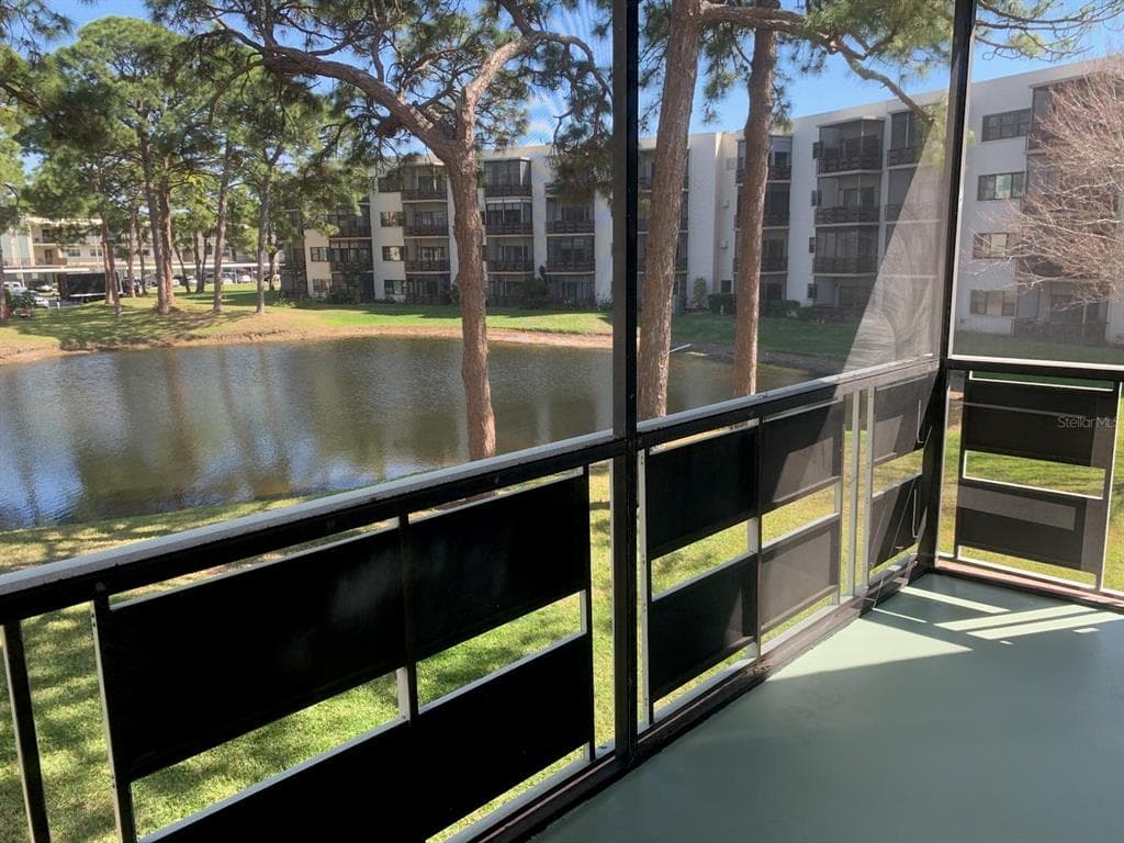 5970 80TH STREET N UNIT 202 ST PETERSBURG, FL 33709