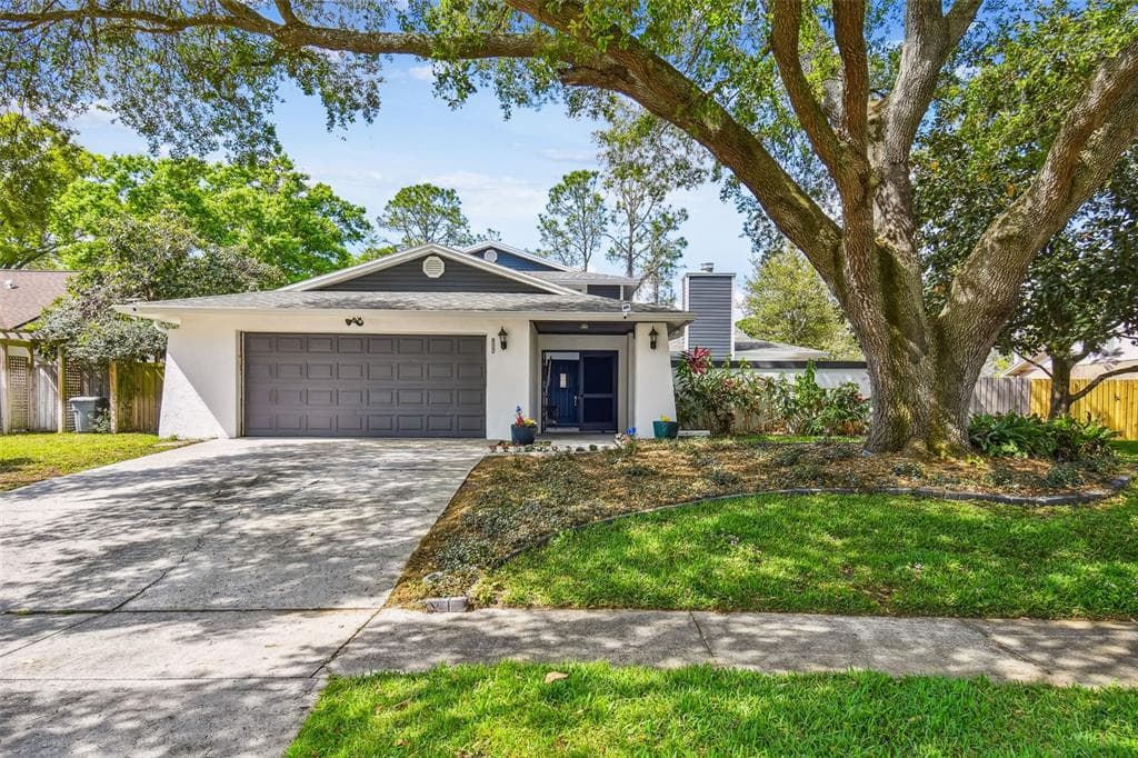 15620 GARDENSIDE LANE TAMPA, FL 33624
