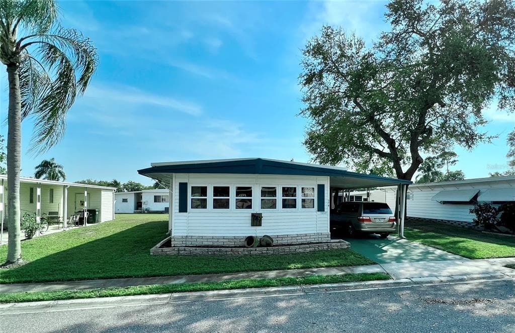 1100 BELCHER ROAD S UNIT 379 LARGO, FL 33771