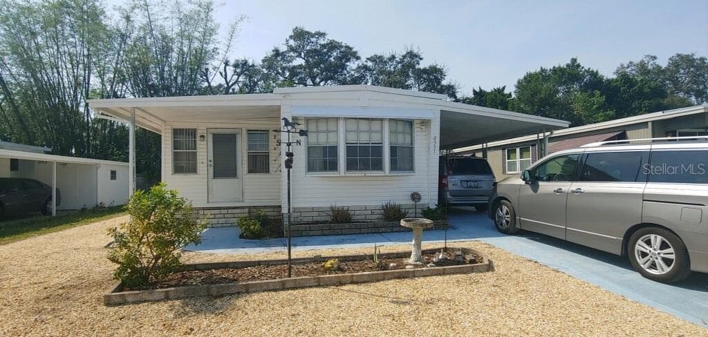 2331 STAGHORN DRIVE HOLIDAY, FL 34690