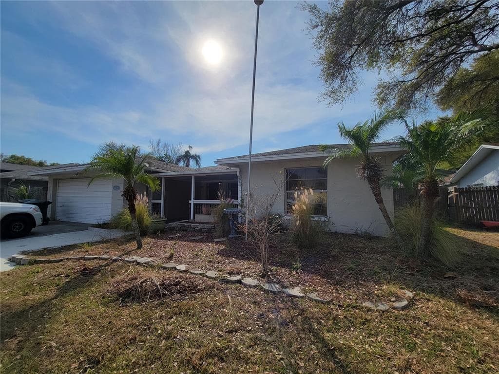 1396 OVERCASH DRIVE DUNEDIN, FL 34698