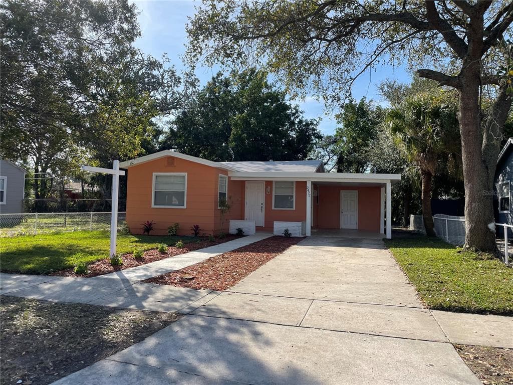 2472 17TH AVENUE S ST PETERSBURG, FL 33712