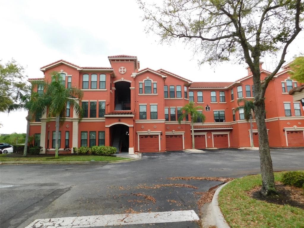2713 VIA MURANO UNIT 226 CLEARWATER, FL 33764