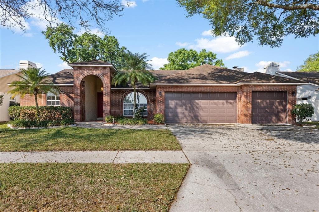 931 BALSAMINA DRIVE BRANDON, FL 33510