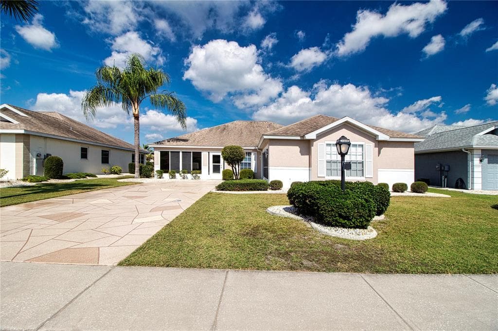 2463 E DEL WEBB BOULEVARD SUN CITY CENTER, FL 33573