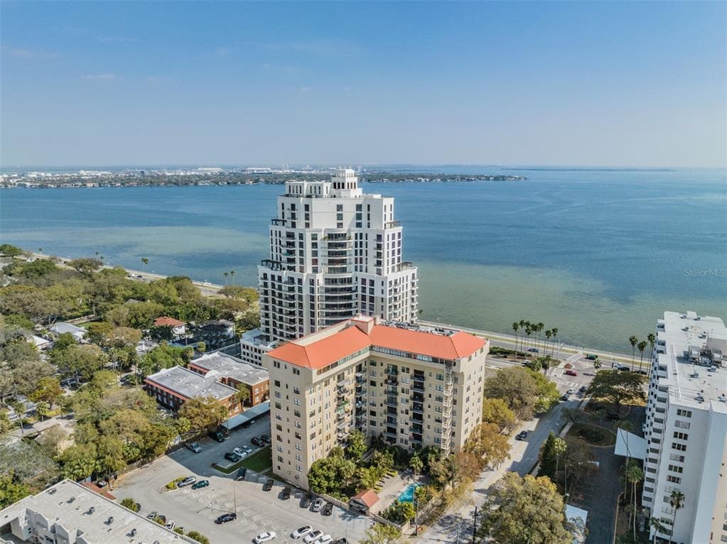 2109 BAYSHORE BOULEVARD UNIT 201a TAMPA, FL 33606