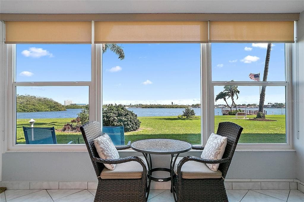 1847 SHORE DRIVE S UNIT 106 SOUTH PASADENA, FL 33707