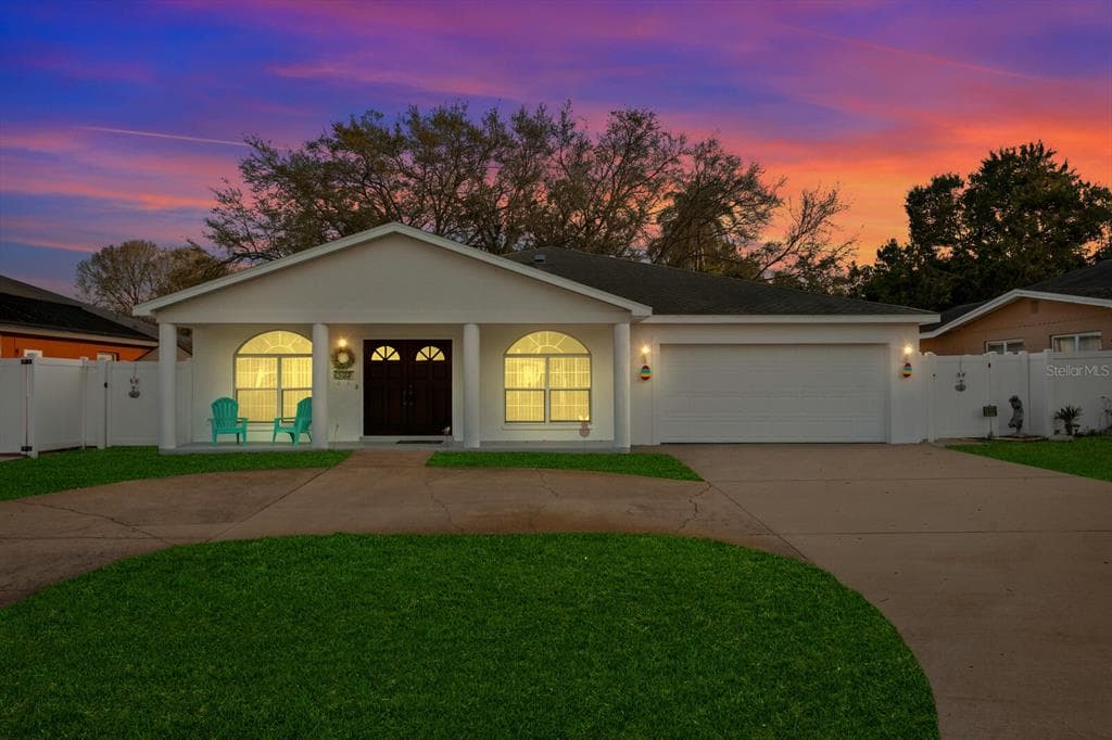 4548 32ND AVENUE N ST PETERSBURG, FL 33713