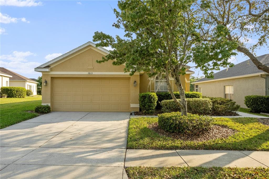 2813 GRAPHITE COURT VALRICO, FL 33594