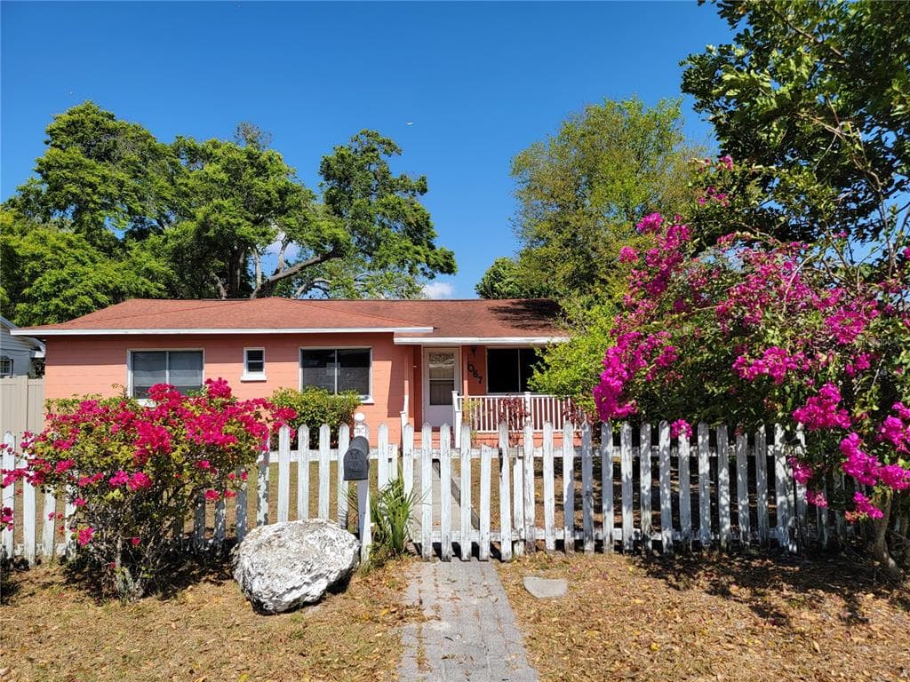 4067 31ST AVENUE N ST PETERSBURG, FL 33713